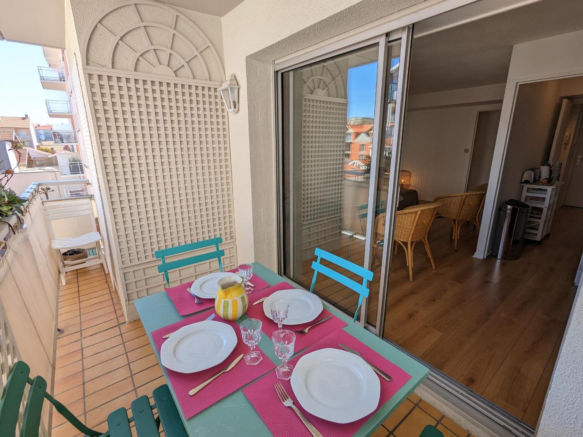 Arcachon Centre: Beau T2 53M² Avec Terrasse, Parking, Ascenseur, Proche Plage Et Commerces - Fr-1-420-93 Bagian luar foto