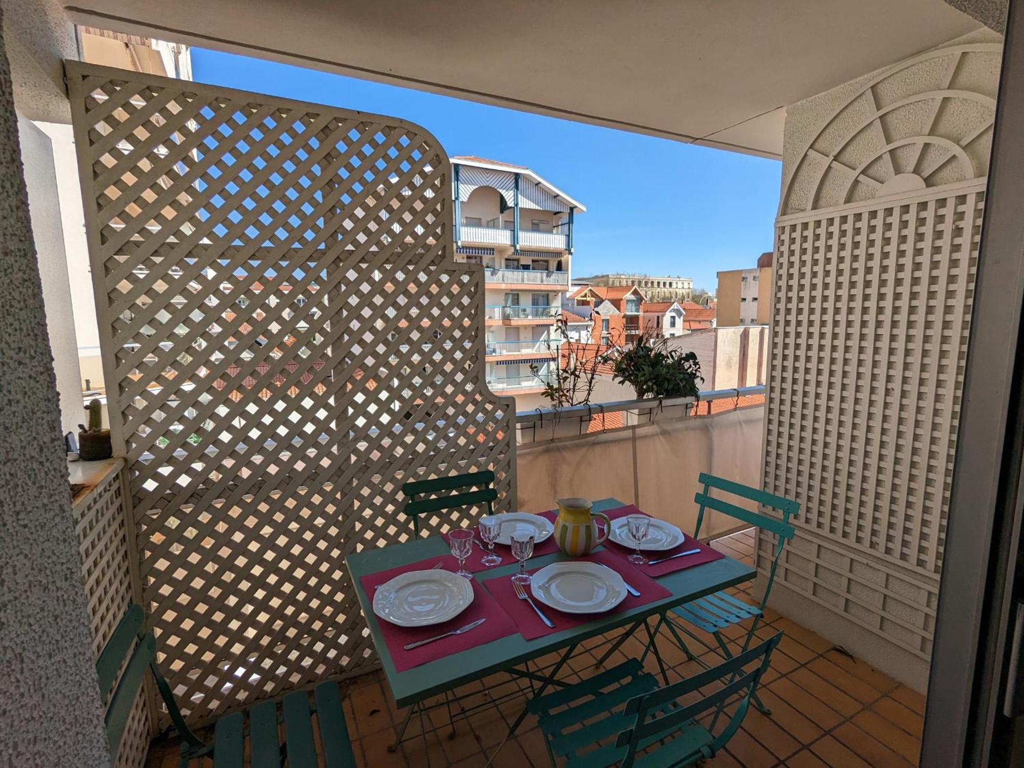 Arcachon Centre: Beau T2 53M² Avec Terrasse, Parking, Ascenseur, Proche Plage Et Commerces - Fr-1-420-93 Bagian luar foto
