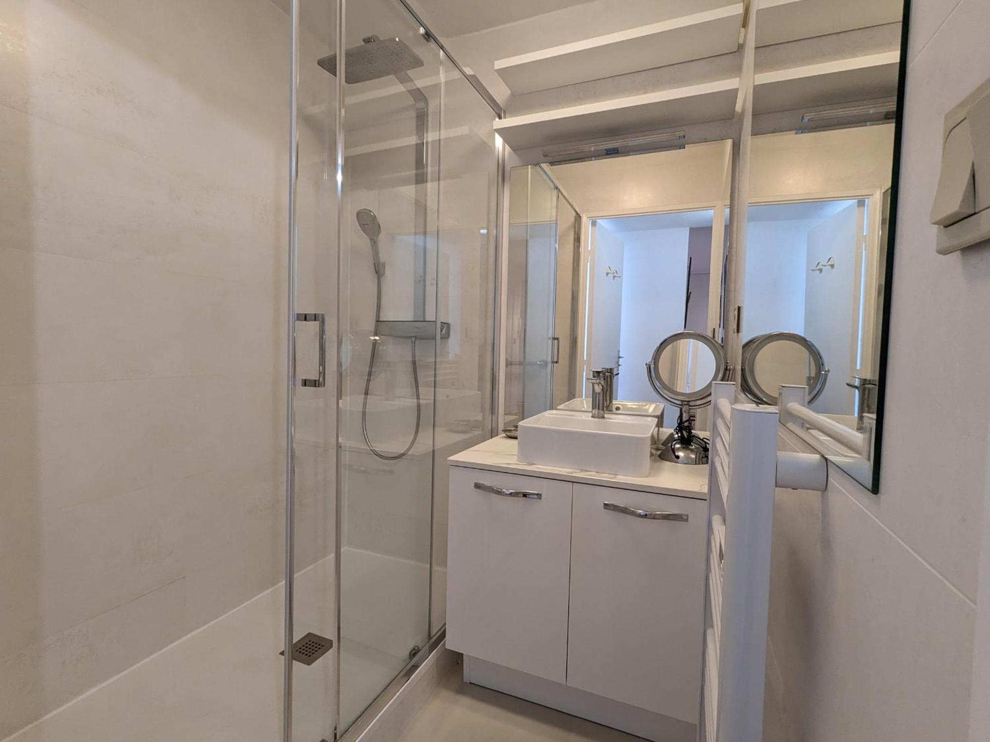 Arcachon Centre: Beau T2 53M² Avec Terrasse, Parking, Ascenseur, Proche Plage Et Commerces - Fr-1-420-93 Bagian luar foto